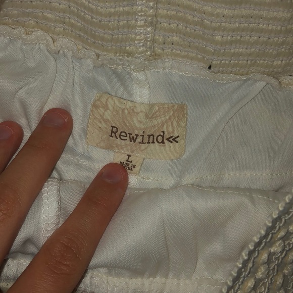 Shorts - Picture 3 of 3